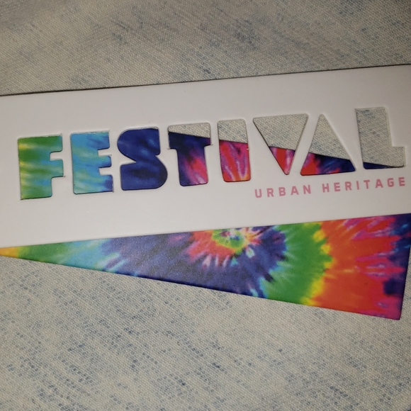 Men's Distressed Jean Vest - Picture 4 of 7